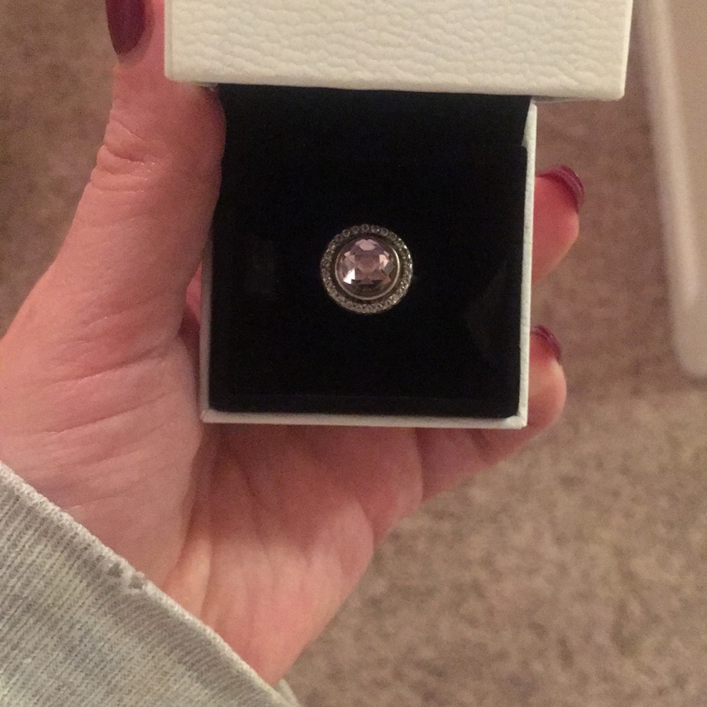 Pandora ring